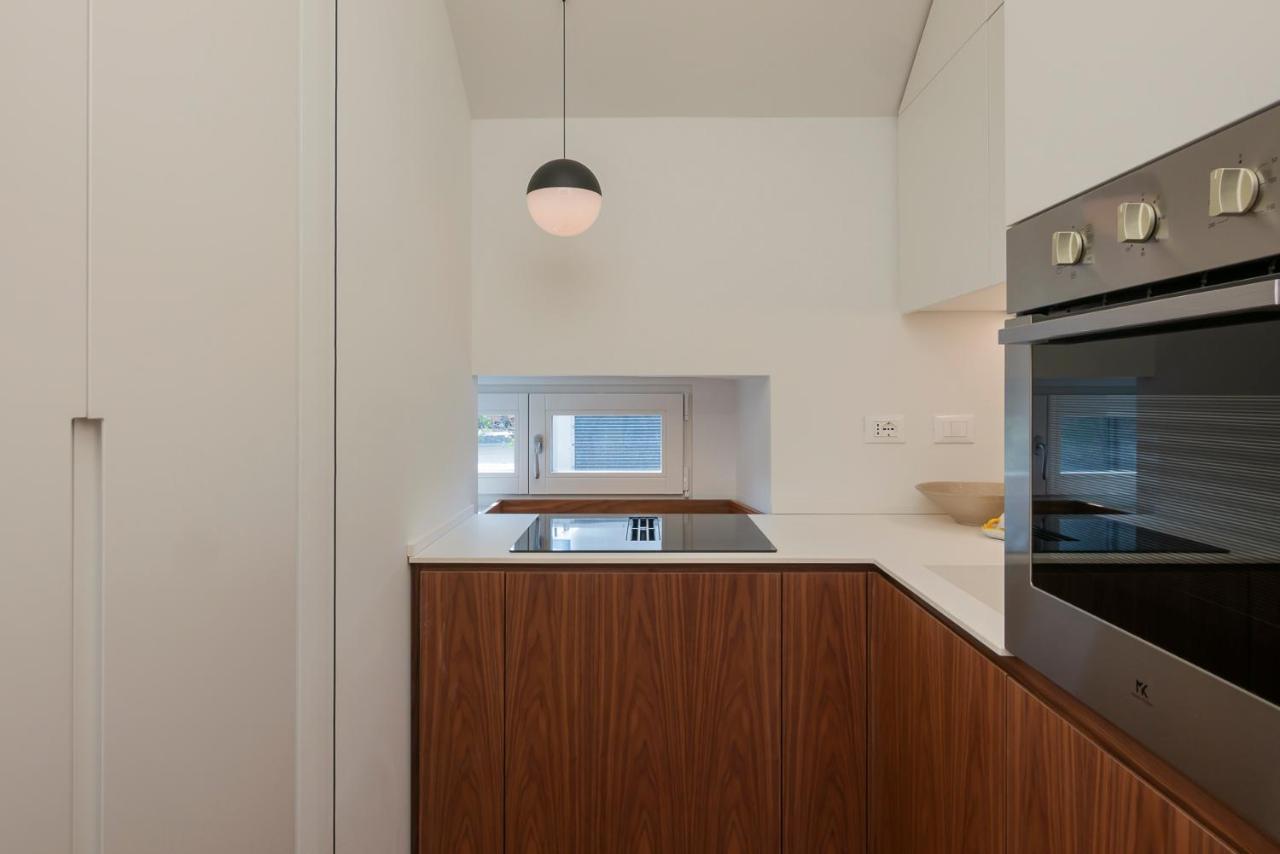 Luxury Apartment Near Arco Della Pace Guerrazzi 9 Milaan Buitenkant foto