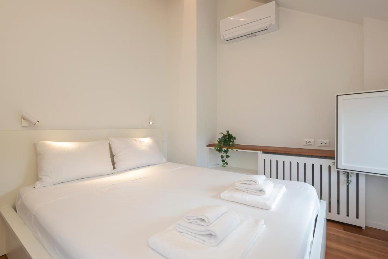 Luxury Apartment Near Arco Della Pace Guerrazzi 9 Milaan Buitenkant foto