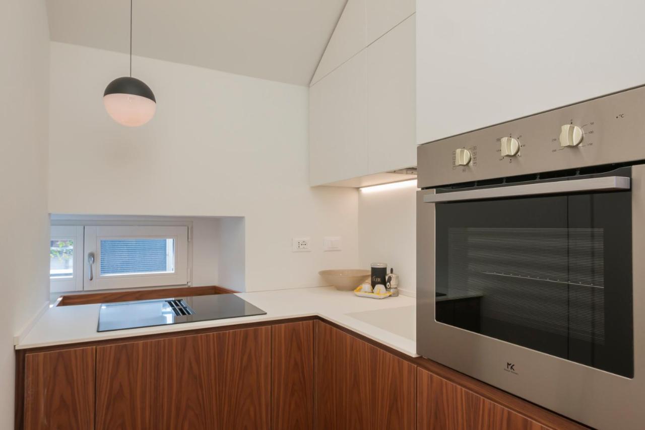 Luxury Apartment Near Arco Della Pace Guerrazzi 9 Milaan Buitenkant foto